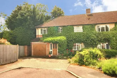 Red Oak Close, Orpington, BR6