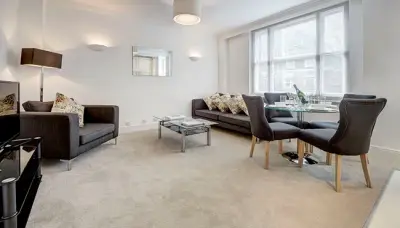 Two Bedoom Apartment To Let in W1J