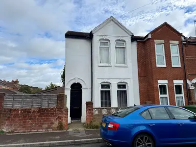 Livingstone Road, Southampton, SO14