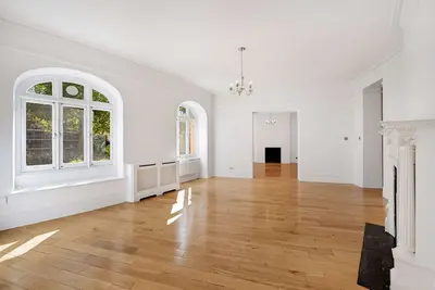Iverna Court, Kensington, London, W8 6TU