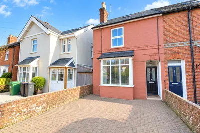 Rushes Road, Petersfield, GU32