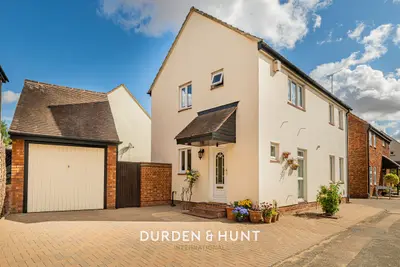 Stanley Place, Ongar, CM5