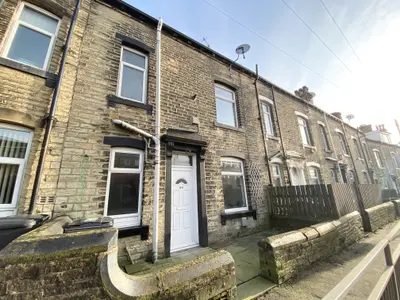 Ovenden Road, Halifax, HX3 5PN