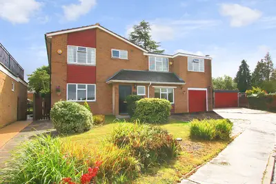 Farm Drive, Croydon, Croydon, CR0 8HX