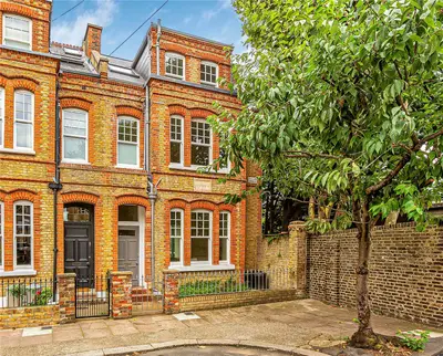 Ruvigny Gardens, Putney, London, SW15 1JR