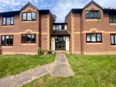 Deer Avenue, Worcester, WR5