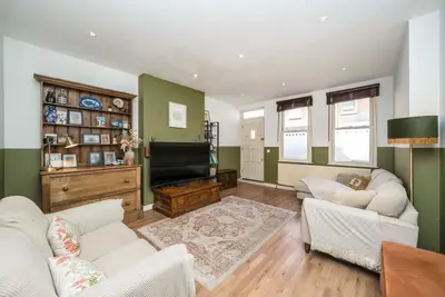 Shrubbery Road, SW16