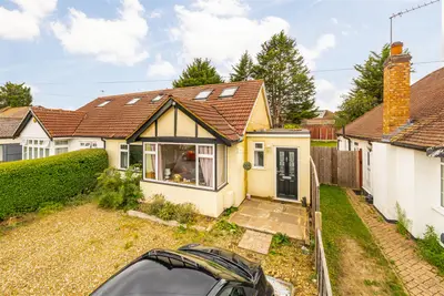 Bushey Close, Ickenham, UB10