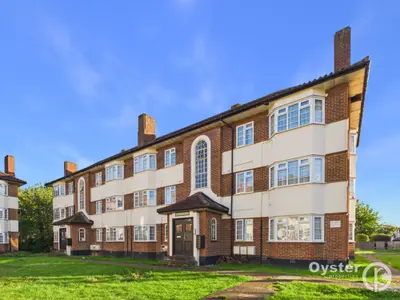 Bishop Ken Road, Harrow, HA3