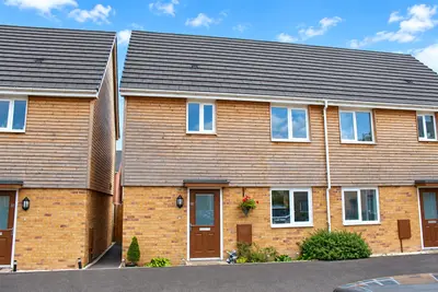 Darwin Avenue, Dartford, DA1