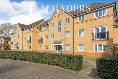 Woodlands Close, Guildford, GU1