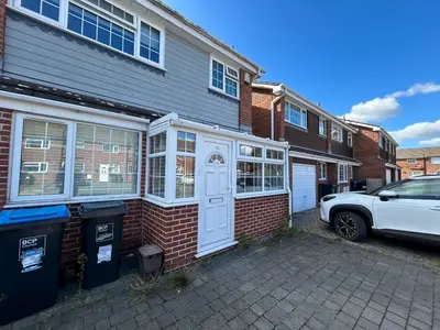Ampfield Road, Bournemouth, BH8