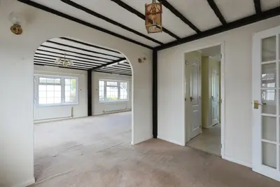 Bentleys Way, Broadway, WR12