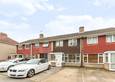 582a Hanworth Road, Hounslow