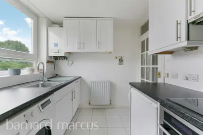 Cherrywood Drive, Putney