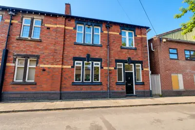 Booth Street, Hanley, ST4