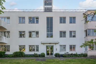 23 Pullman Court, Streatham Hill, London