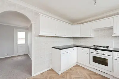 Mead Lane, Chertsey, KT16
