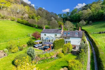 Boothsdale, Willington, Tarporley, Cheshire, CW6 0NH