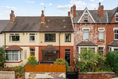 Potternewton Lane, Chapel Allerton, LS7