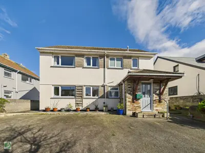 Bay View Road, East Looe, PL13 1JN