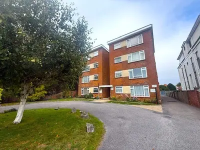 Richmond Park Road, Bournemouth, BH8