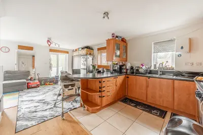 11 Fentiman Way, Harrow