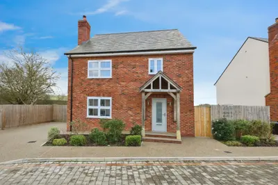 Walnut Tree Close, Nazeing, Waltham Abbey