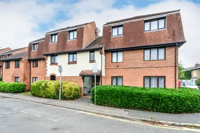 105 Victoria Street, Slough