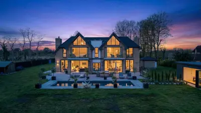 Dorney Reach Road, Dorney Reach Maidenhead, SL6