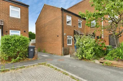 Barnard Court, Wells, BA5