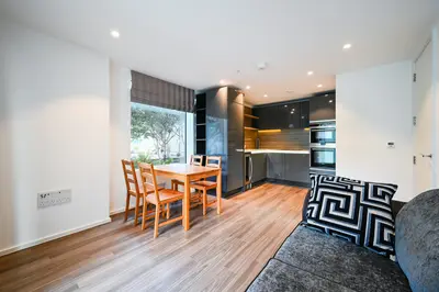 Buckhold Road, London, SW18