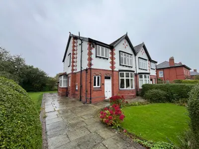 Liverpool Road, Great Sankey, Warrington, Warrington, WA5 1RU