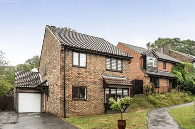 Reedham Drive, Purley CR8 4DS