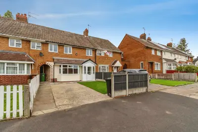 Stephenson Avenue, Walsall, WS2