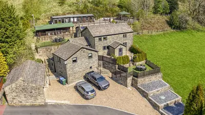 Hollin Lane, Rawtenstall