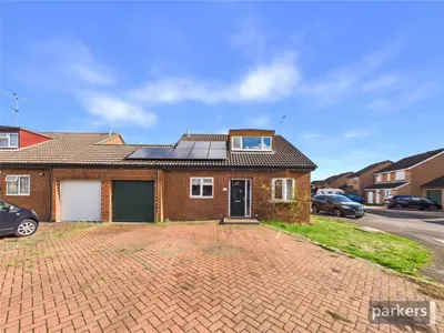 Mildenhall Close, Lower Earley, RG6