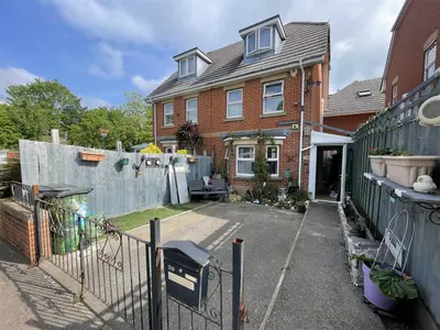 Paisley Road Bournemouth BH6 5ET