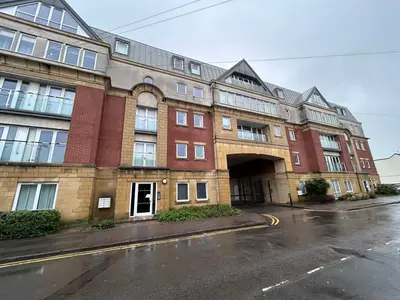 Curzon Street, Burton-on-Trent, DE14