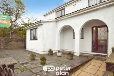 Cheriton Crescent, Swansea, SA5