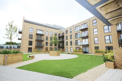 The Embankment, Nash Mills, HP3