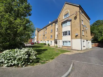 San Luis Drive, Chafford Hundred, RM16