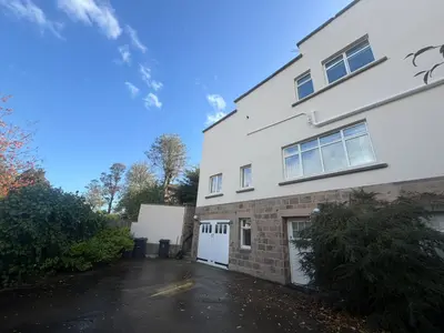 Ben Rhydding Drive, Ilkley, LS29