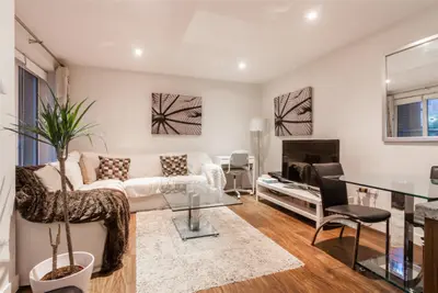 Bromyard Avenue, London, W3
