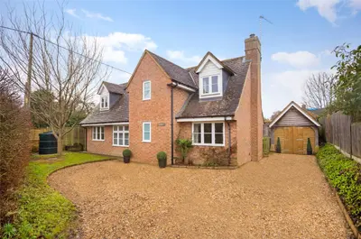 Pewsey Road, Upavon, SN9