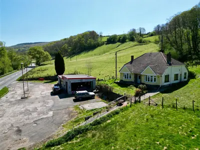 Halfway, Llandovery, Carmarthenshire, SA20 0SD