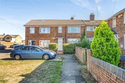 Long Furlong Drive, Slough, SL2