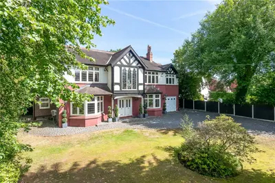 Hawley Lane, Hale Barns, WA15