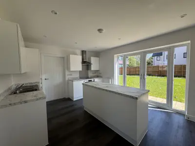 Francis Avenue, AYLESBURY