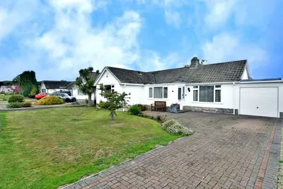 Foxcroft Drive, Colehill, BH21